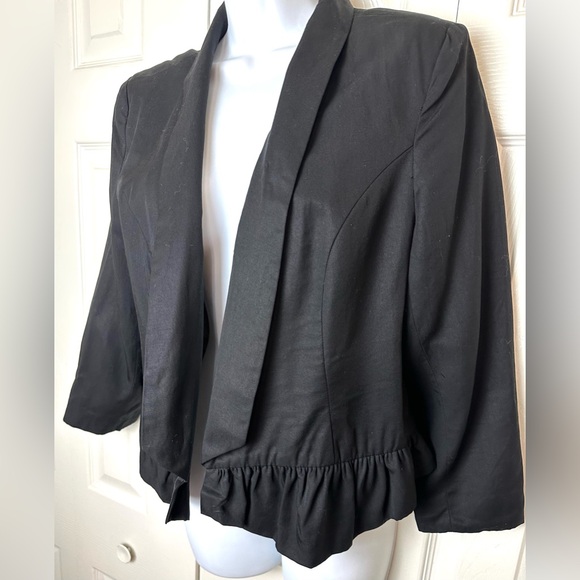 Anthro CARTONNIER Calin Blazer Jacket Coat Ruffle Hem Floral Lined Cropped Knit - Picture 4 of 9